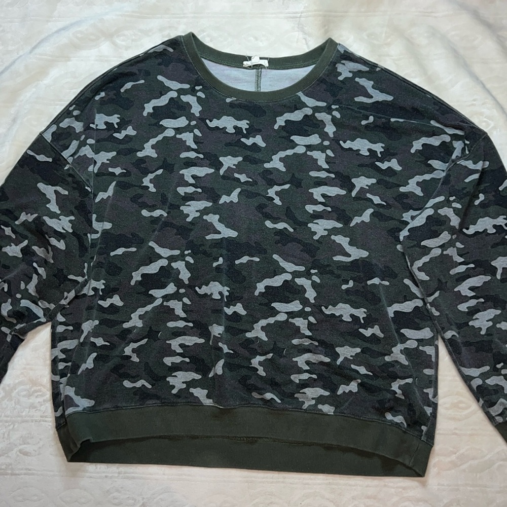 ODDY crewneck sweatshirt camo